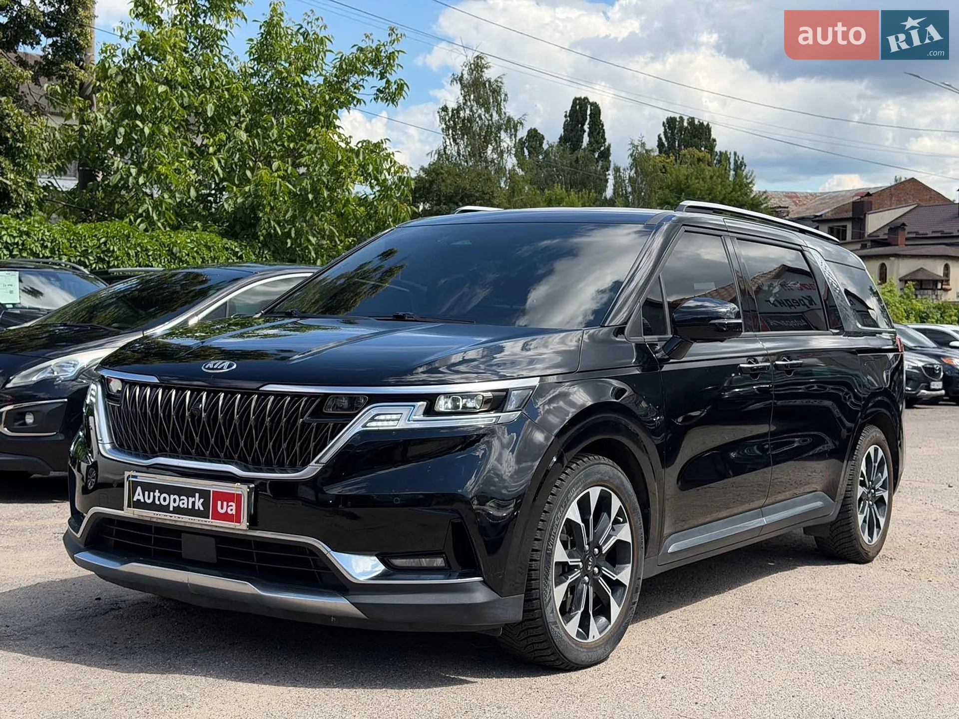 2020 Kia Carnival - фото 1