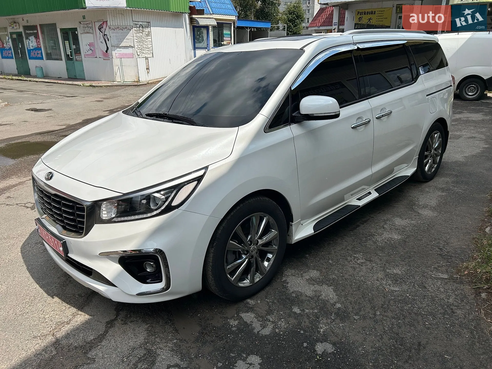 2020 Kia Carnival - фото 1