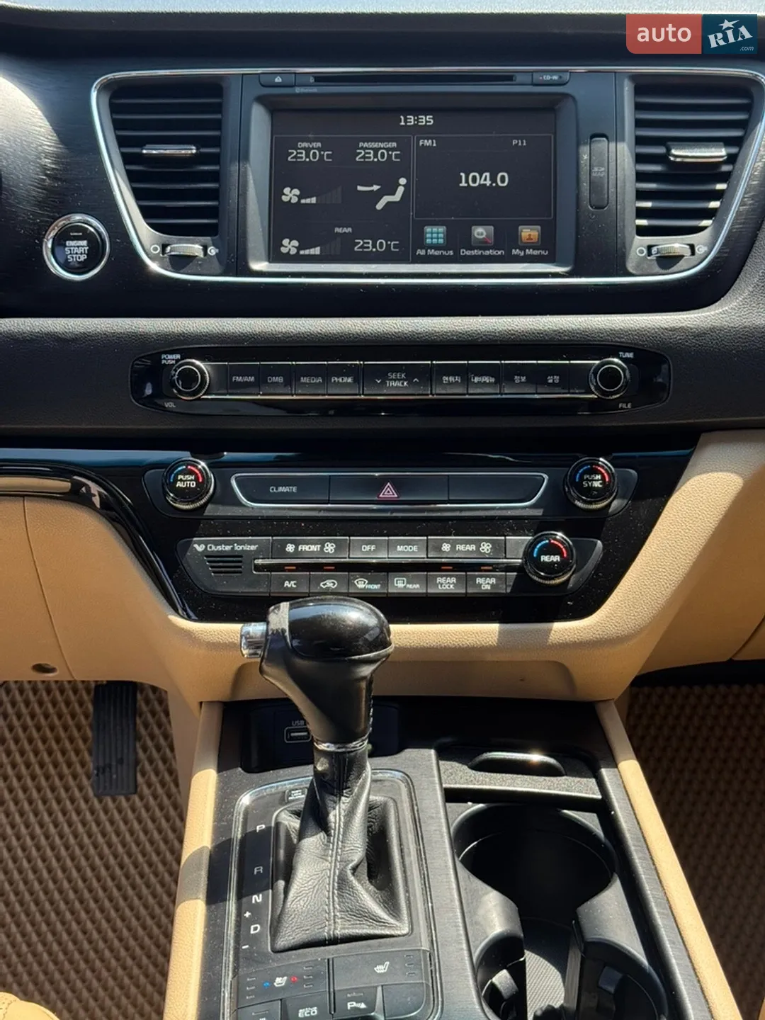 2016 Kia Carnival - мініатюра 13