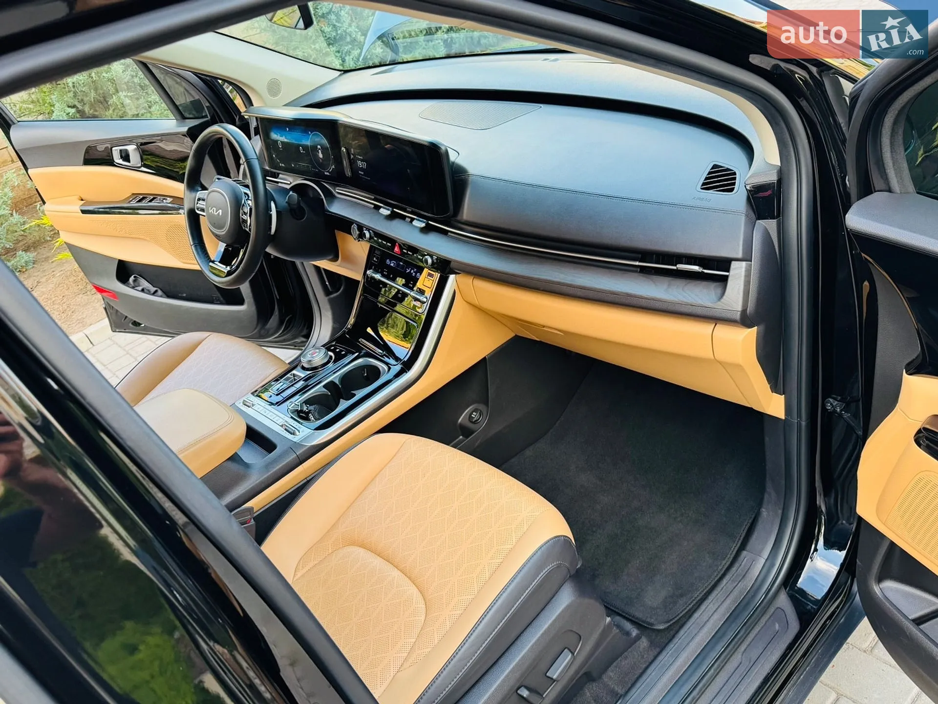 2023 Kia Carnival - мініатюра 40