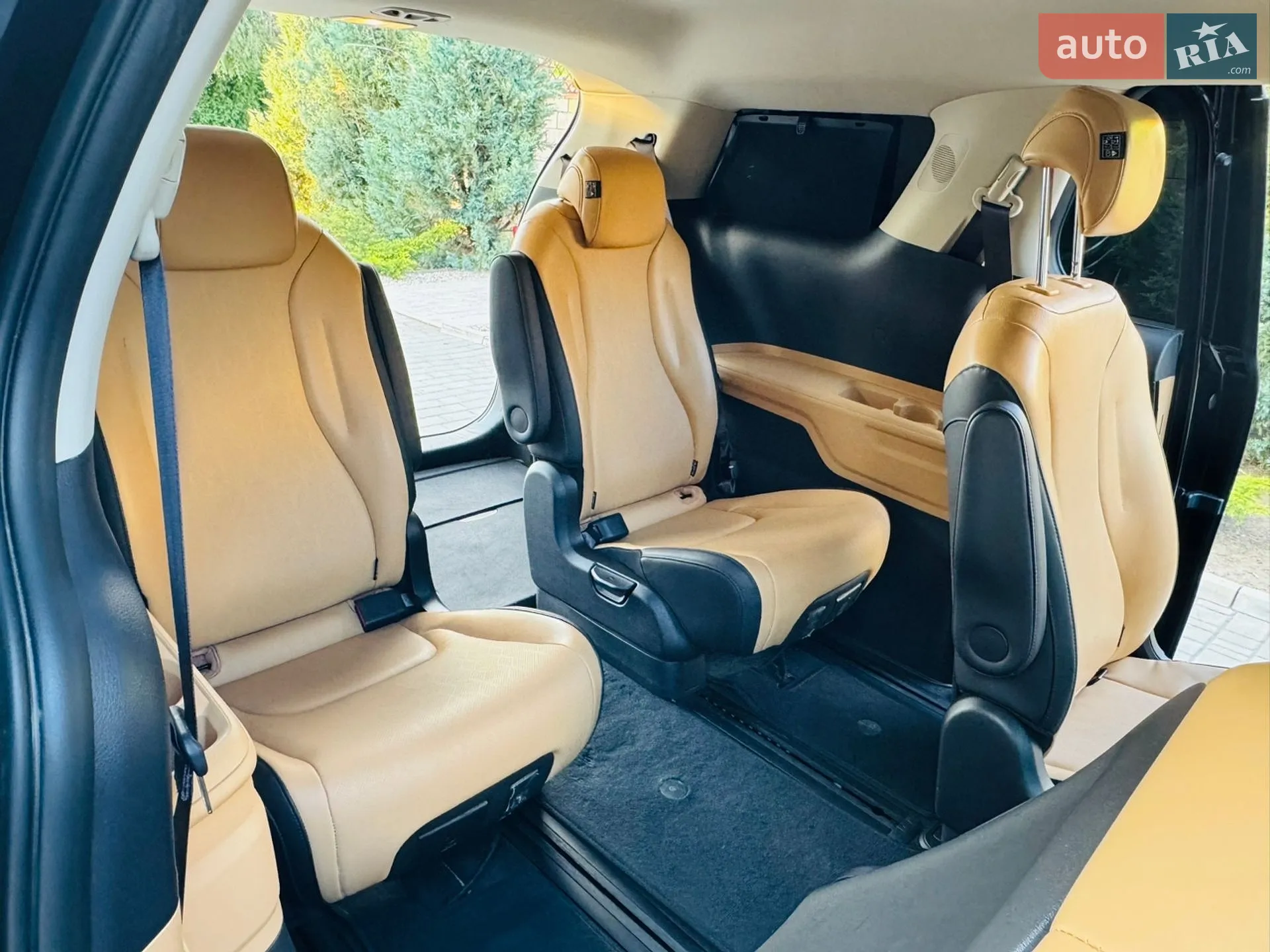 2023 Kia Carnival - мініатюра 51
