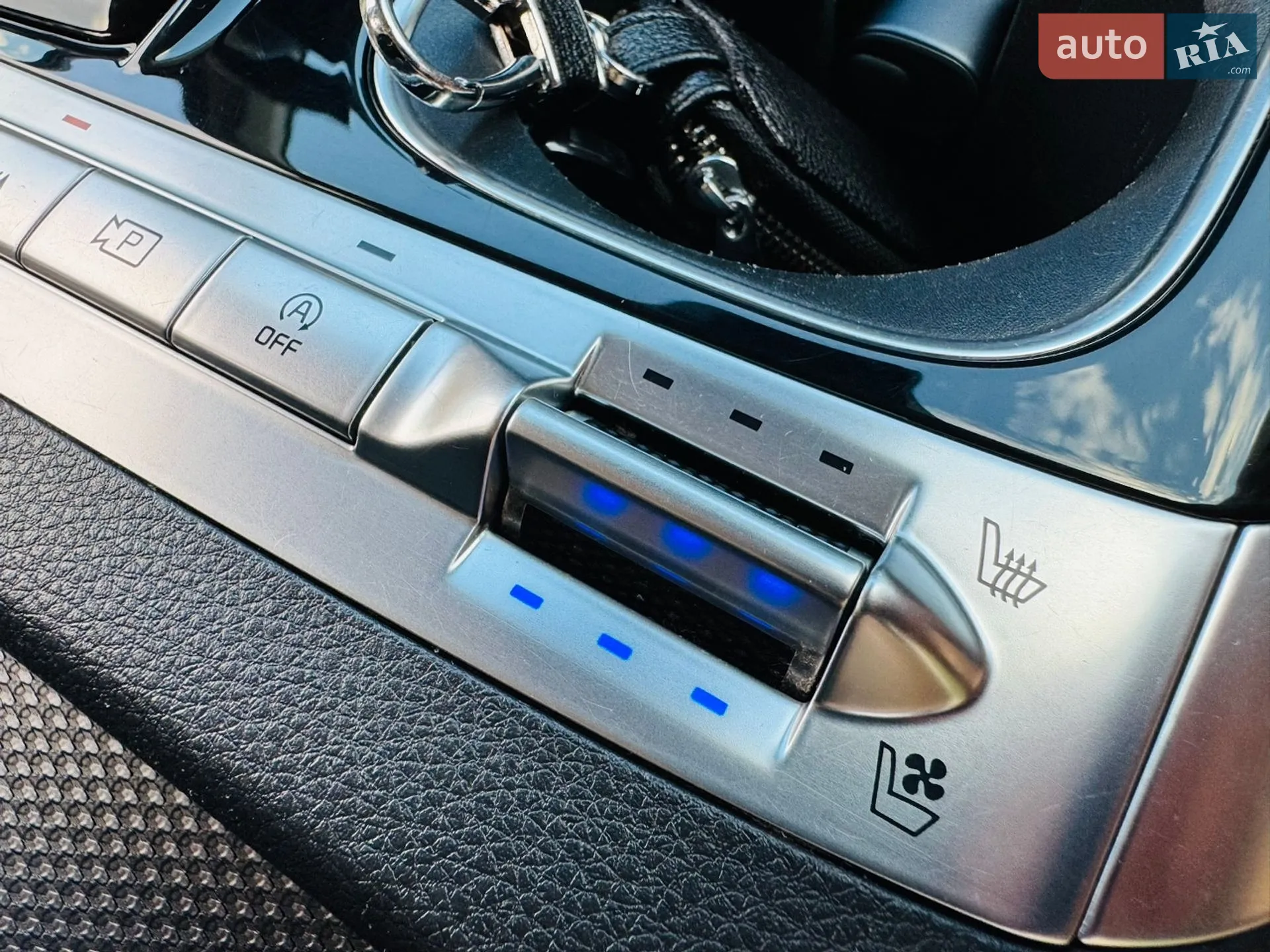 2023 Kia Carnival - мініатюра 4