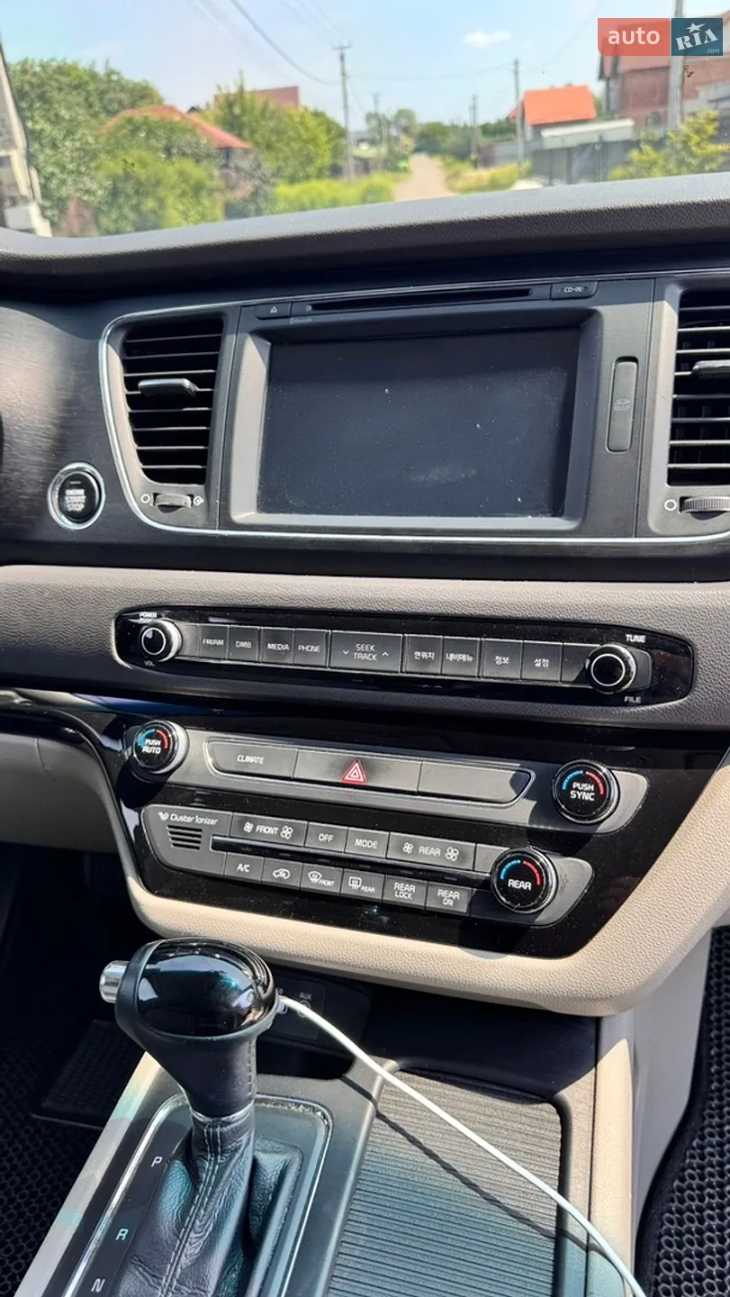 2016 Kia Carnival - мініатюра 22