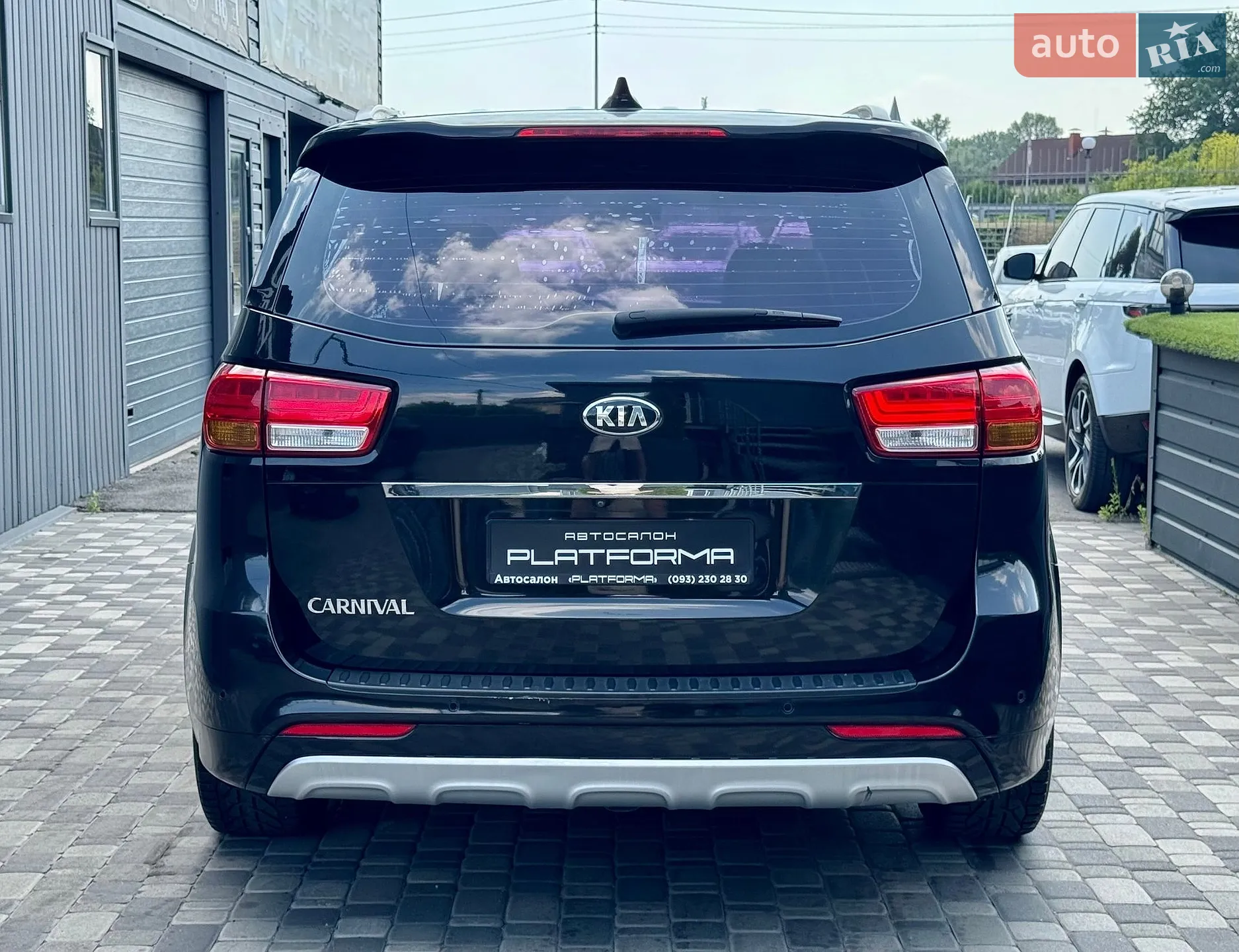 2014 Kia Carnival - мініатюра 8