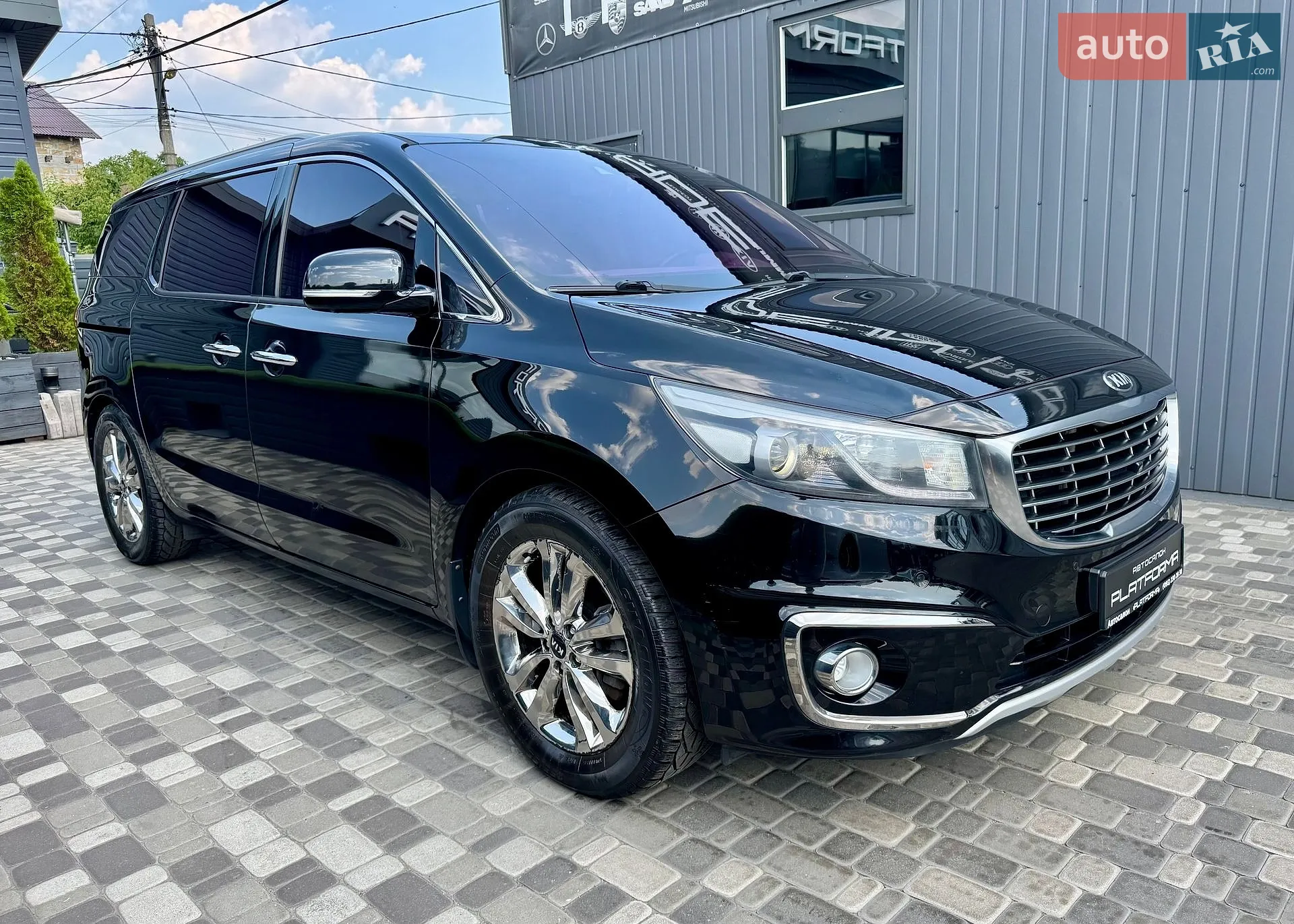 2014 Kia Carnival - мініатюра 10