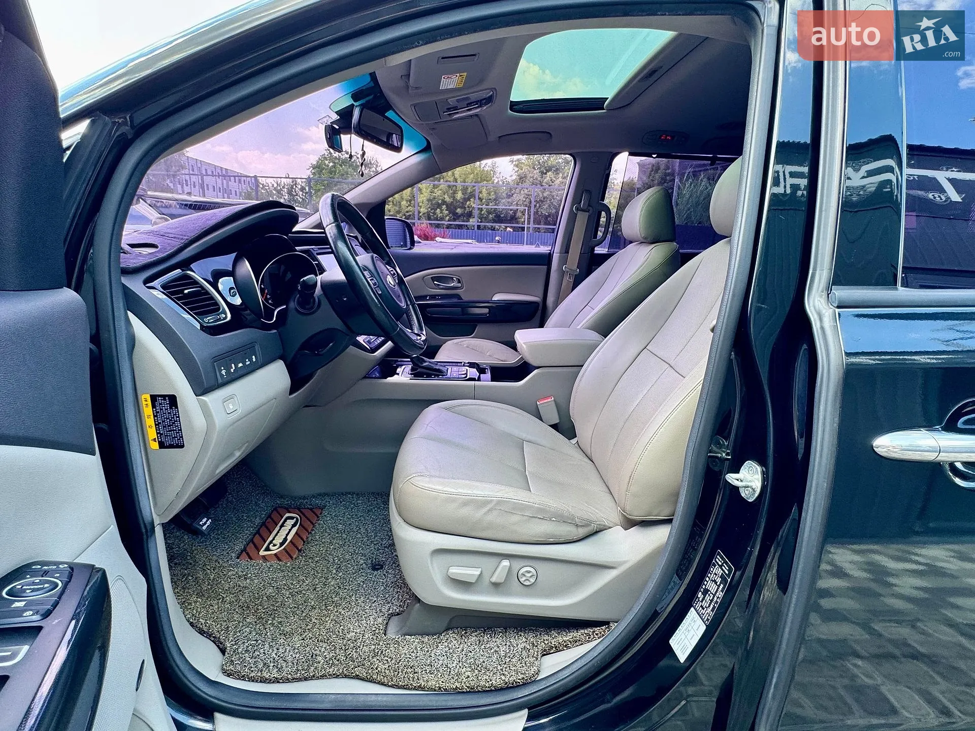 2014 Kia Carnival - мініатюра 20