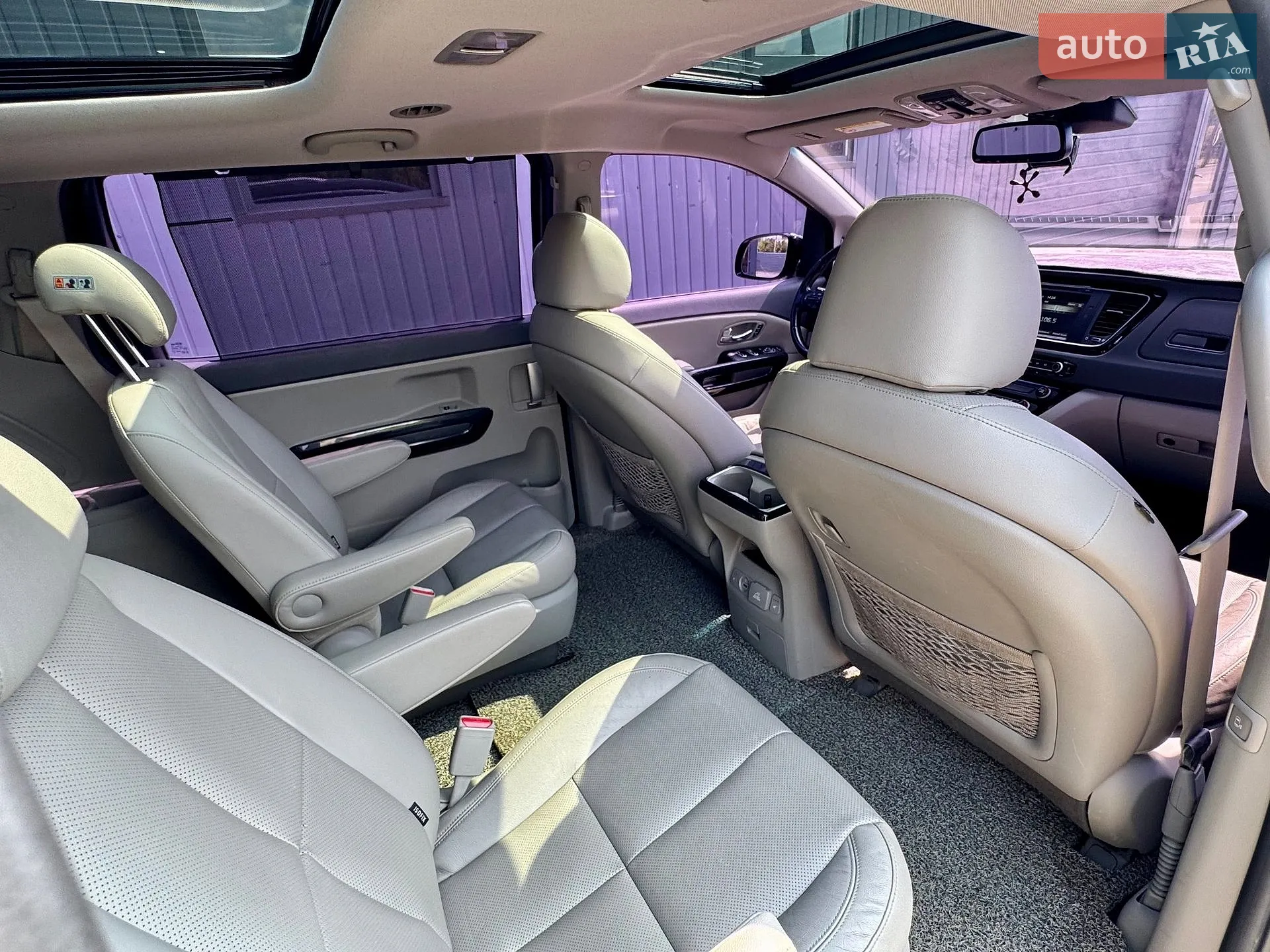 2014 Kia Carnival - мініатюра 43