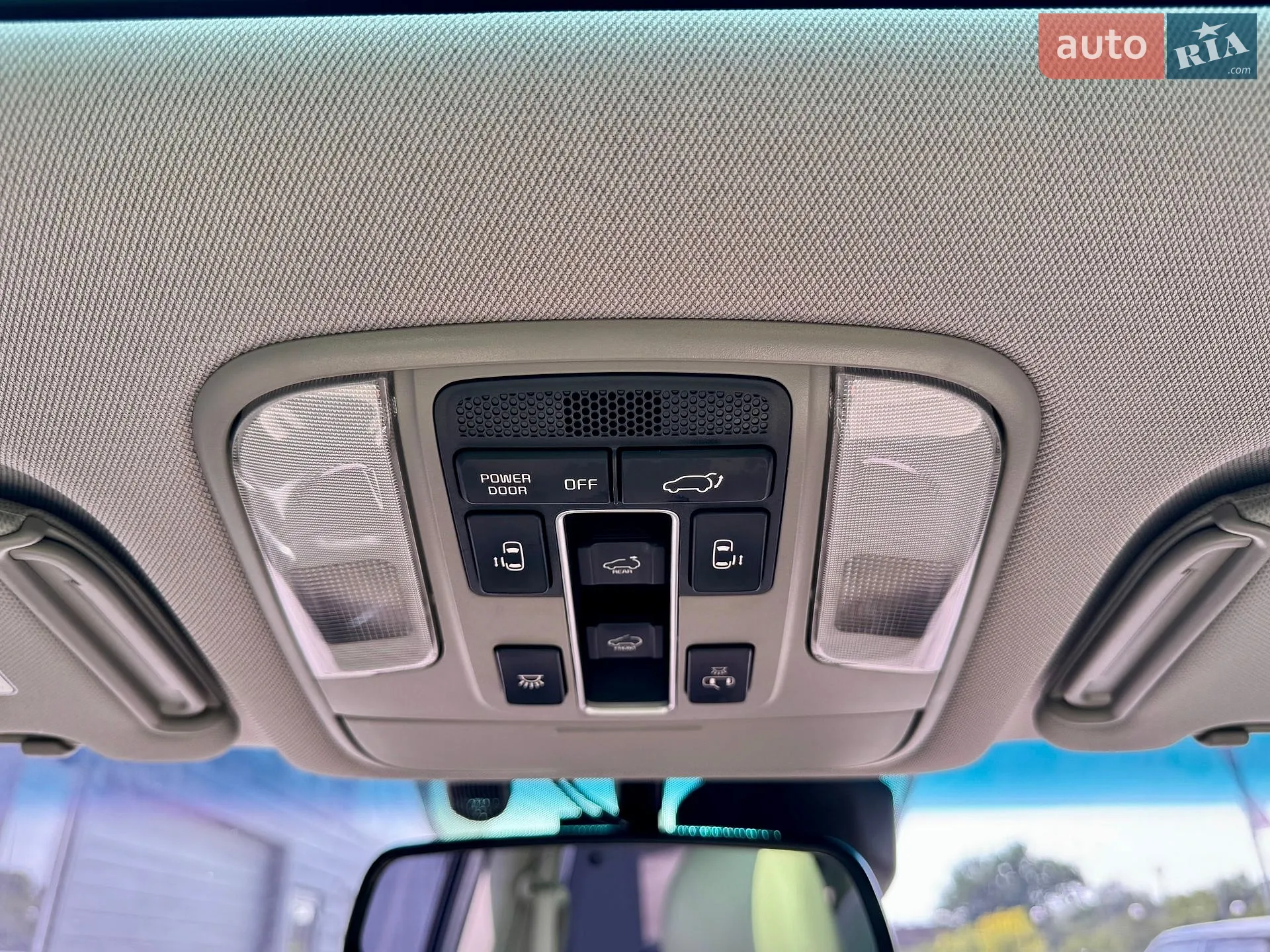 2014 Kia Carnival - мініатюра 65