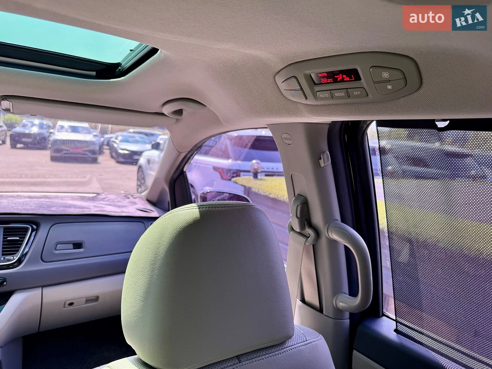 2014 Kia Carnival - мініатюра 68