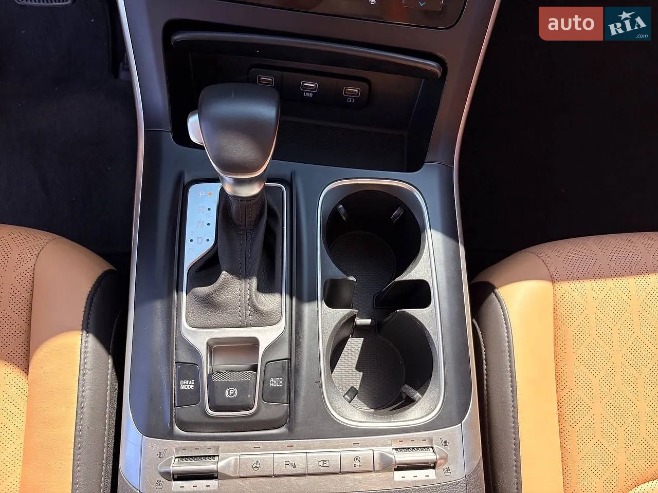 2021 Kia Carnival - мініатюра 21