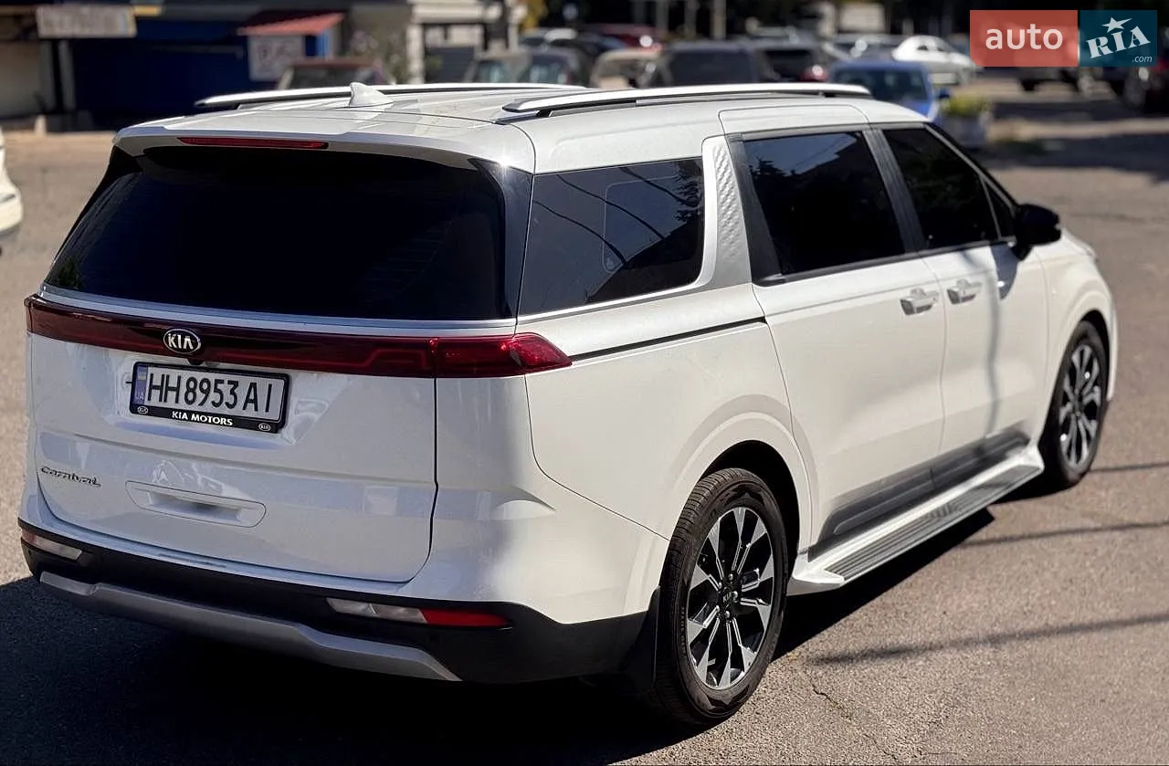 2021 Kia Carnival - мініатюра 8
