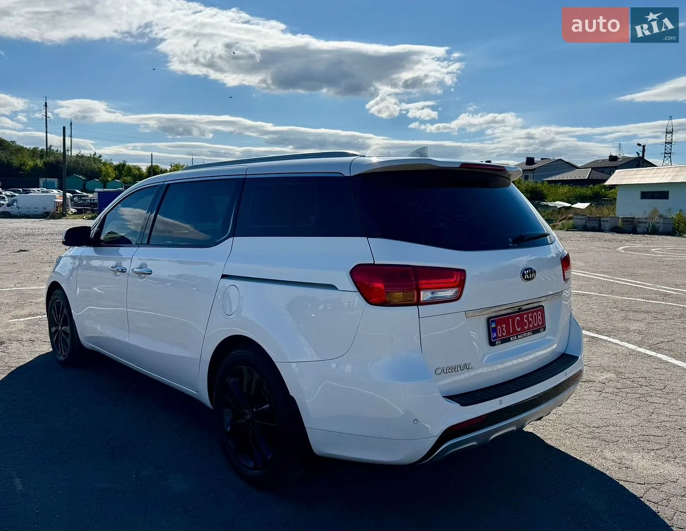 2018 Kia Carnival - мініатюра 11
