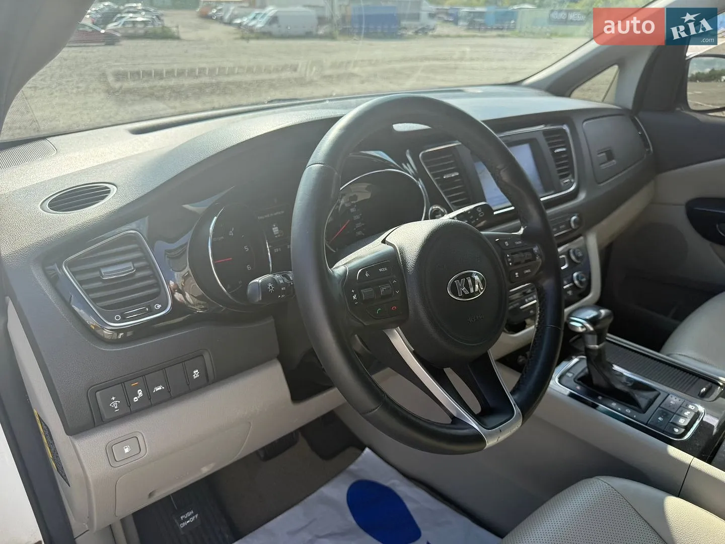 2018 Kia Carnival - мініатюра 38