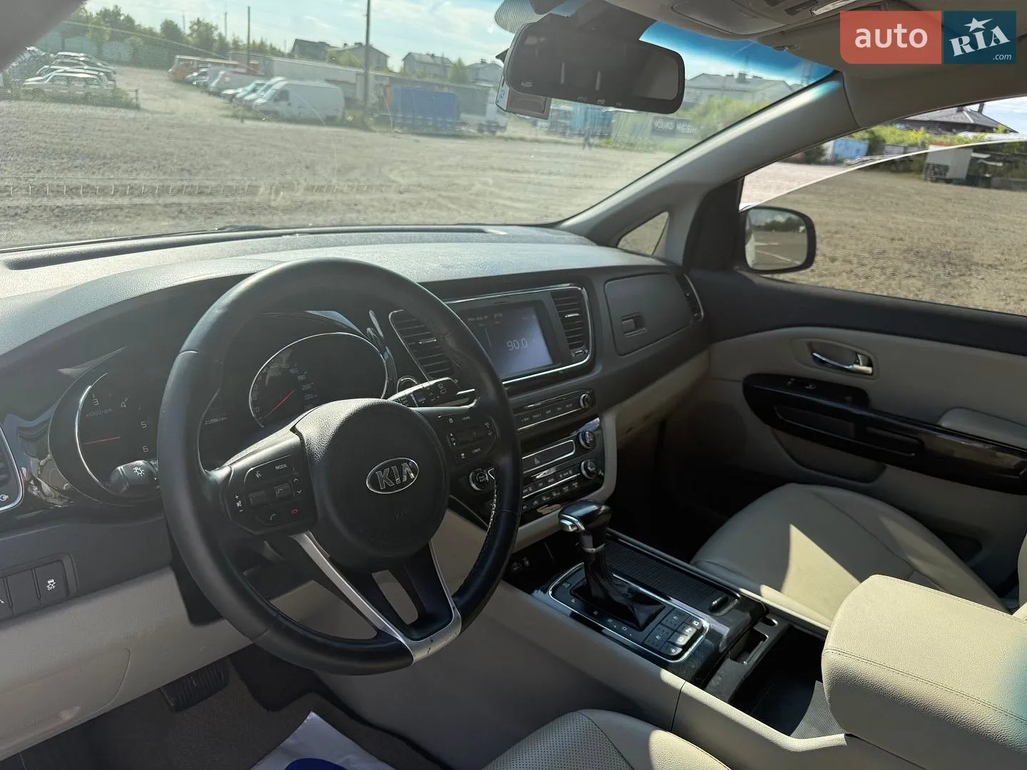 2018 Kia Carnival - мініатюра 43