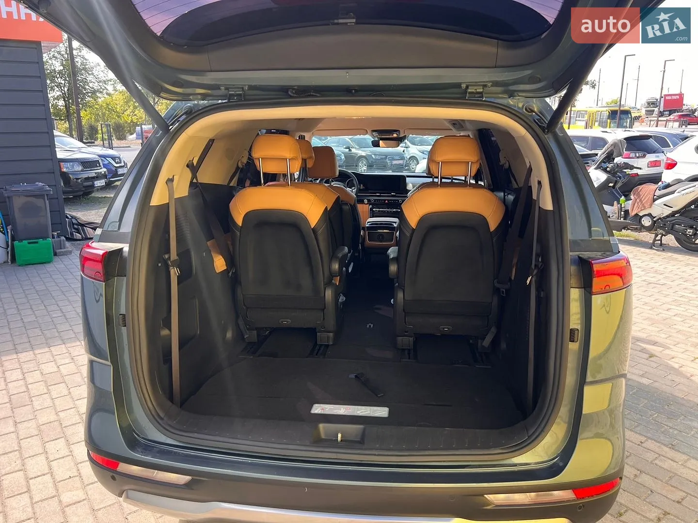 2021 Kia Carnival - мініатюра 18