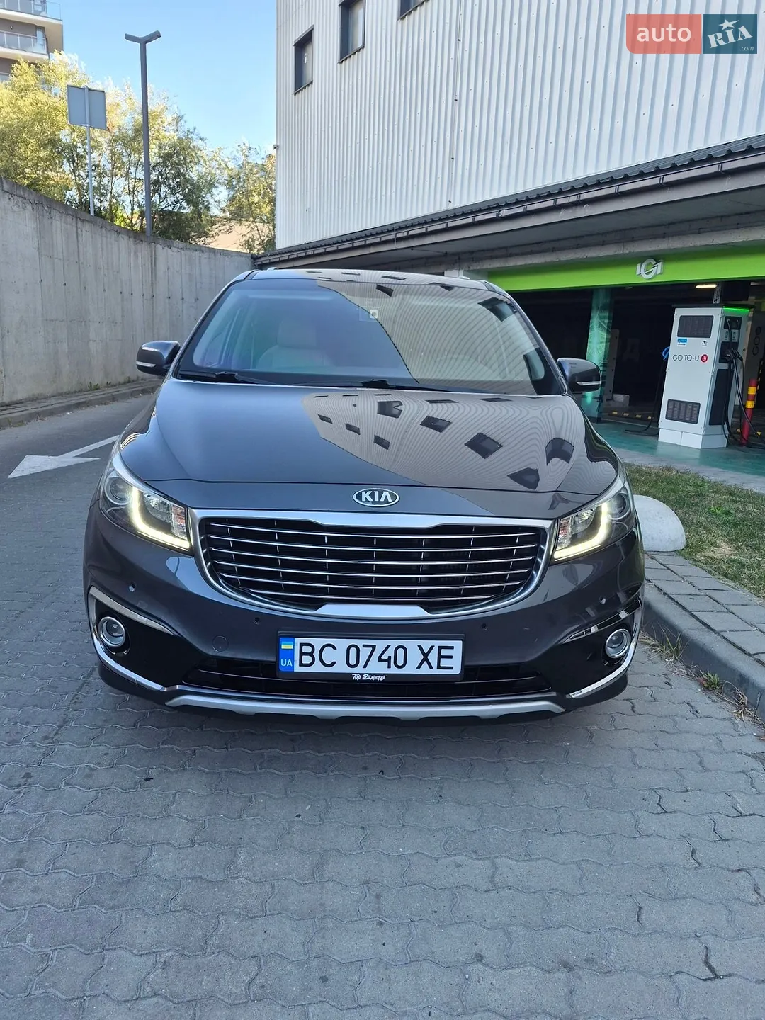 2017 Kia Carnival - мініатюра 2