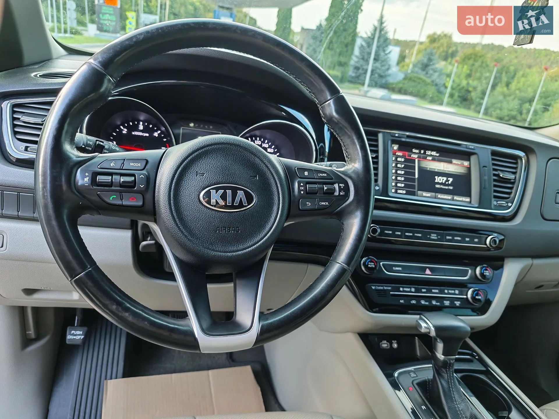 2016 Kia Carnival - мініатюра 41