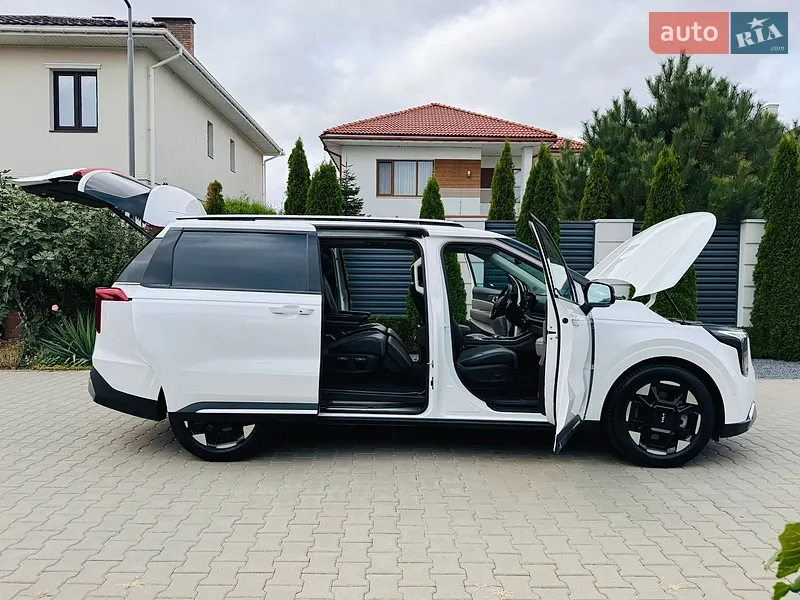 Kia Carnival 2023