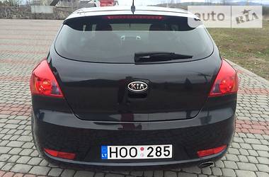 Купе Kia Ceed 2008 в Тячеве