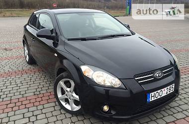 Купе Kia Ceed 2008 в Тячеве