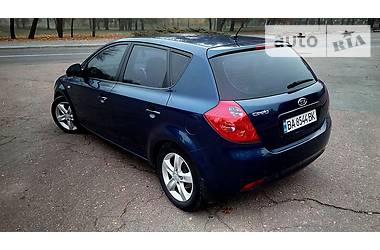 Хэтчбек Kia Ceed 2008 в Кропивницком