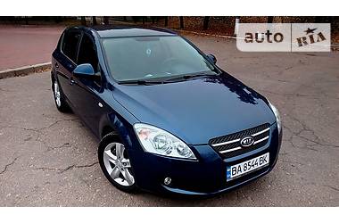 Хэтчбек Kia Ceed 2008 в Кропивницком