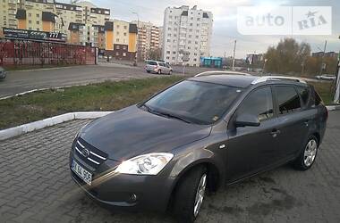 Универсал Kia Ceed 2009 в Хмельницком