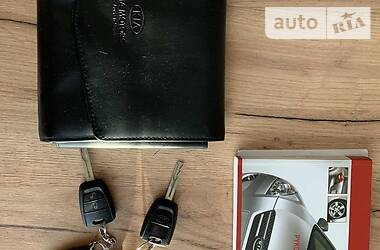 Хетчбек Kia Ceed 2008 в 