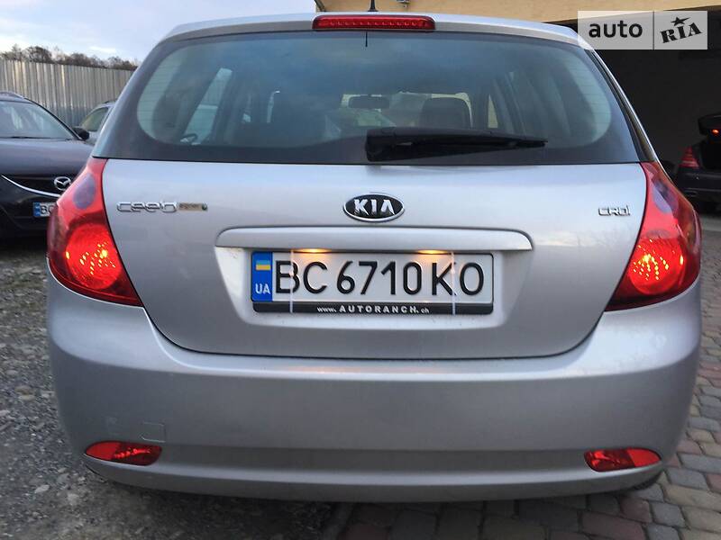 Хетчбек Kia Ceed 2009 в Стрию