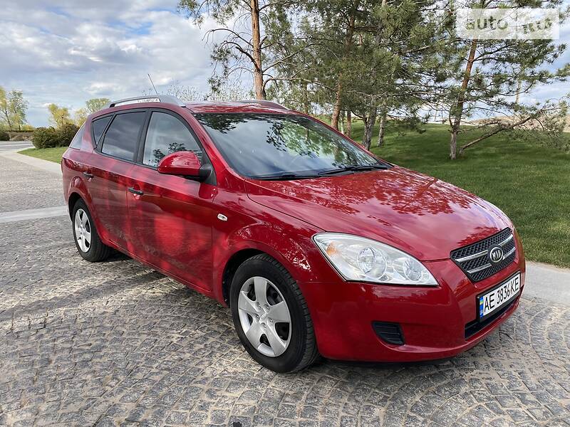 Універсал Kia Ceed 2008 в Дніпрі