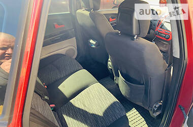 Хетчбек Kia Ceed 2008 в 