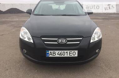 Хетчбек Kia Ceed 2007 в 