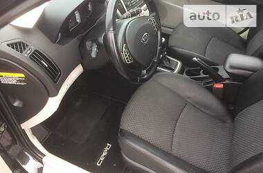 Хетчбек Kia Ceed 2007 в 