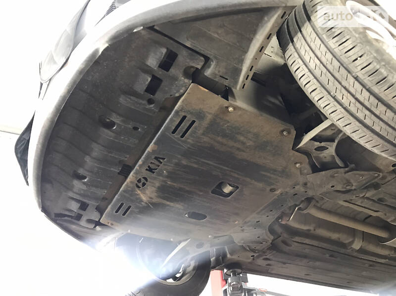 Хетчбек Kia Ceed 2013 в Дніпрі фото 7 Хетчбек Kia Ceed 2013 в Дніпрі