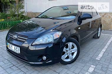 Купе Kia Ceed 2009 в 