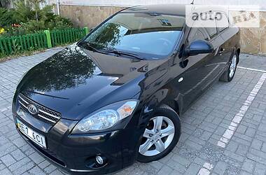 Купе Kia Ceed 2009 в 