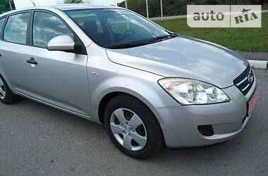 Хэтчбек Kia Ceed 2007 в Житомире