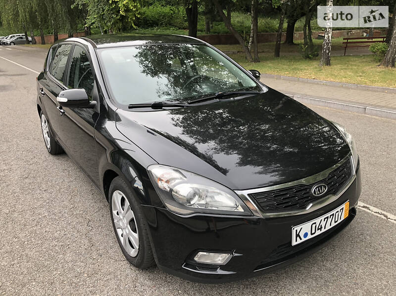 Хетчбек Kia Ceed 2009 в Рівному