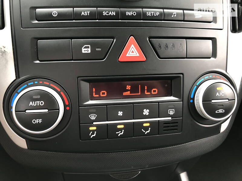 Хетчбек Kia Ceed 2009 в Рівному