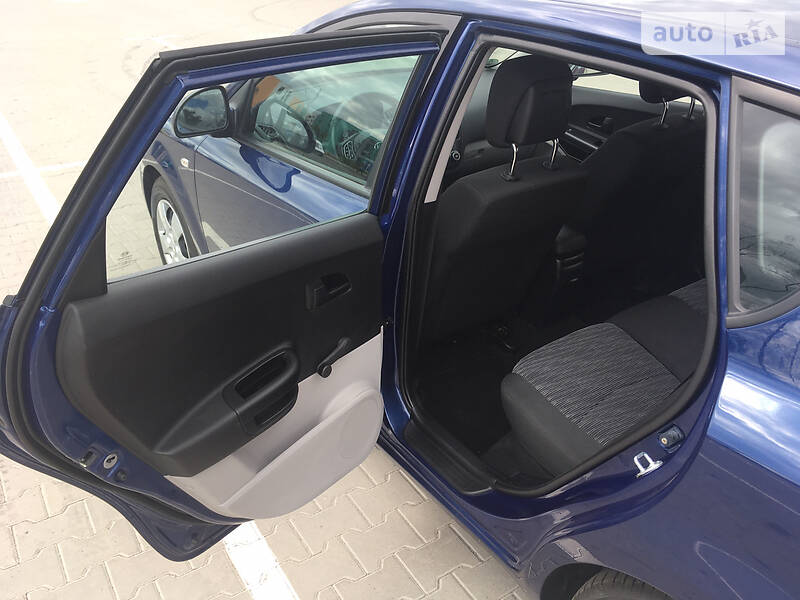 Хетчбек Kia Ceed 2009 в Києві фото 60 Хетчбек Kia Ceed 2009 в Києві