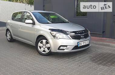 Хэтчбек Kia Ceed 2009 в Николаеве