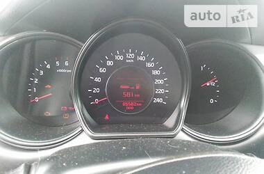 Хэтчбек Kia Ceed 2015 в 