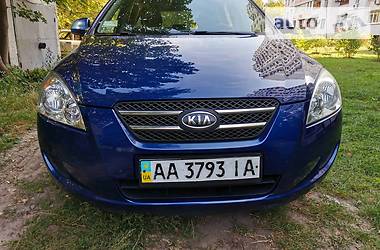 Хэтчбек Kia Ceed 2008 в Киеве