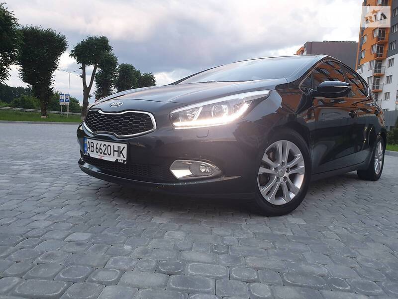 Хэтчбек Kia Ceed 2013 в Виннице