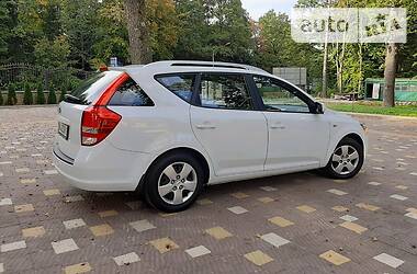 Универсал Kia Ceed 2009 в Трускавце