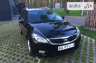 Універсал Kia Ceed 2010 в Бучі