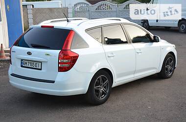 Универсал Kia Ceed 2010 в 