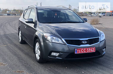 Универсал Kia Ceed 2010 в Одессе