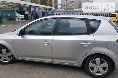 Хэтчбек Kia Ceed 2010 в Черкассах