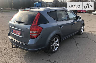 Универсал Kia Ceed 2008 в Ровно